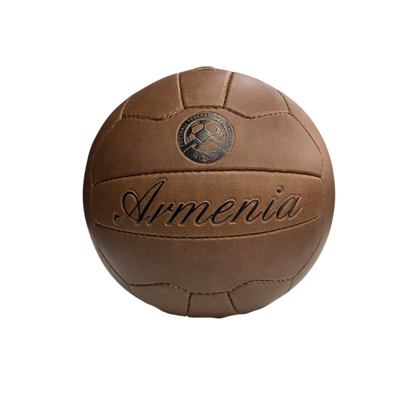 Souvenir Vintage Ball